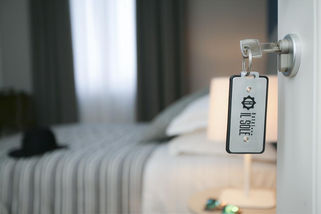 Hotel Il Sole Емполи Стая снимка