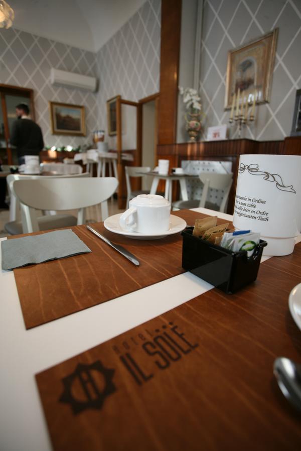 Hotel Il Sole Емполи Екстериор снимка